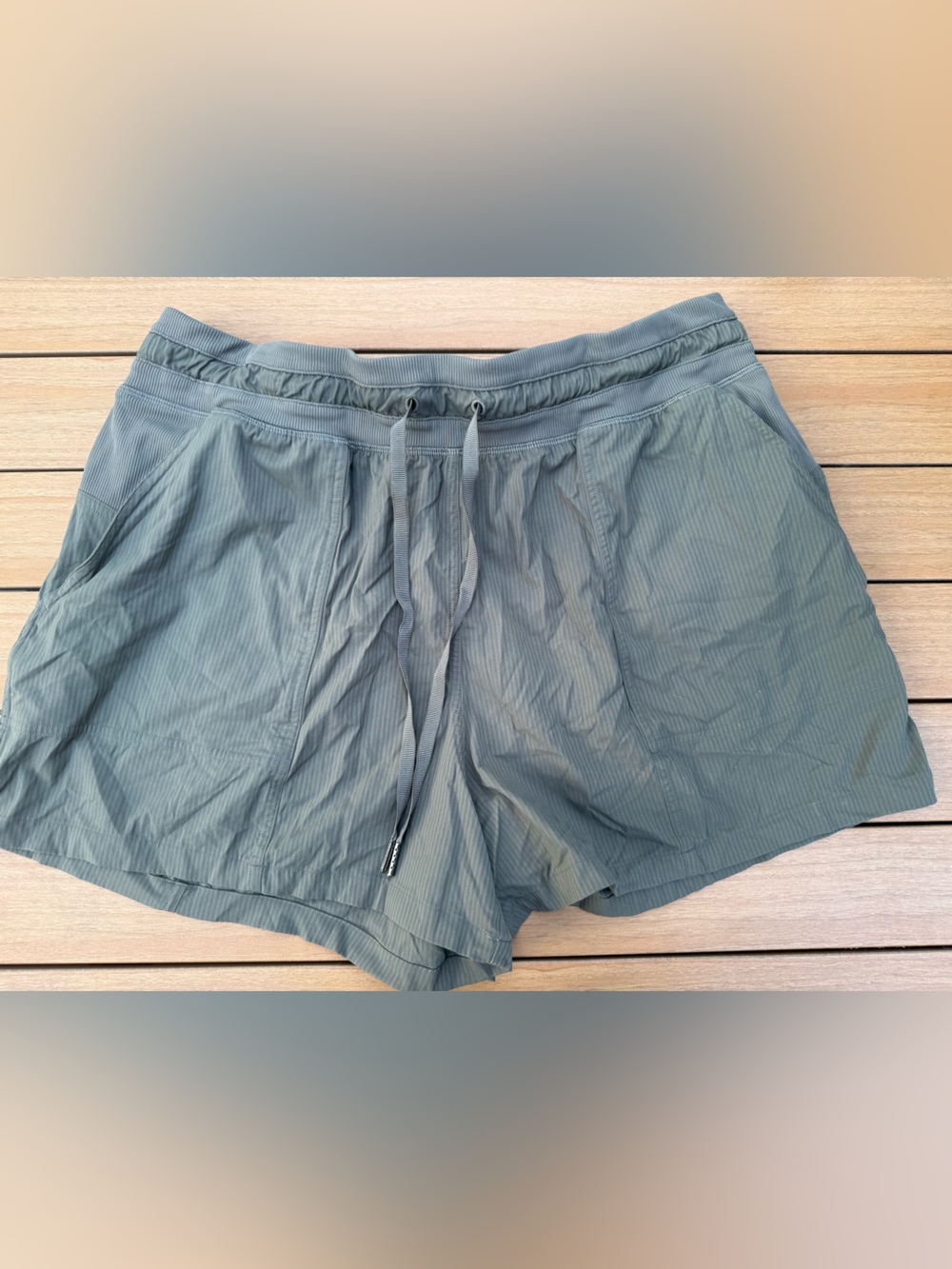 lululemon athletica Women's Dance Studio High-Rise Athletic Shorts 3.5”. Size 14